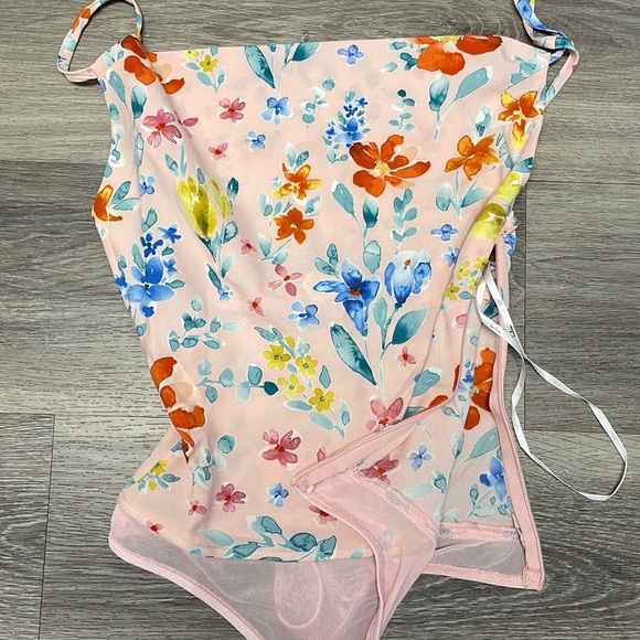 Botanical Bombshell Pink Floral Print Cowl Neck Bodysuit - Picture 7 of 9